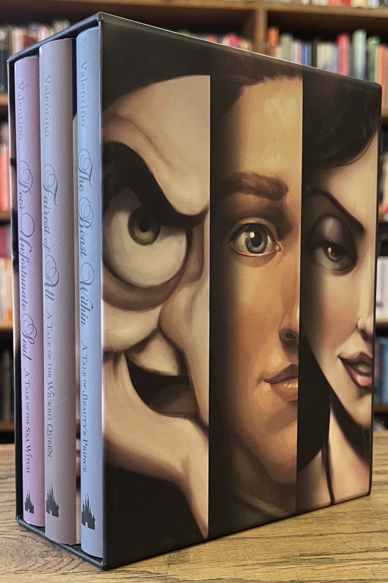 Villains : Books 1–3 | Serena Valentino | Cloth/dust jacket Octavo