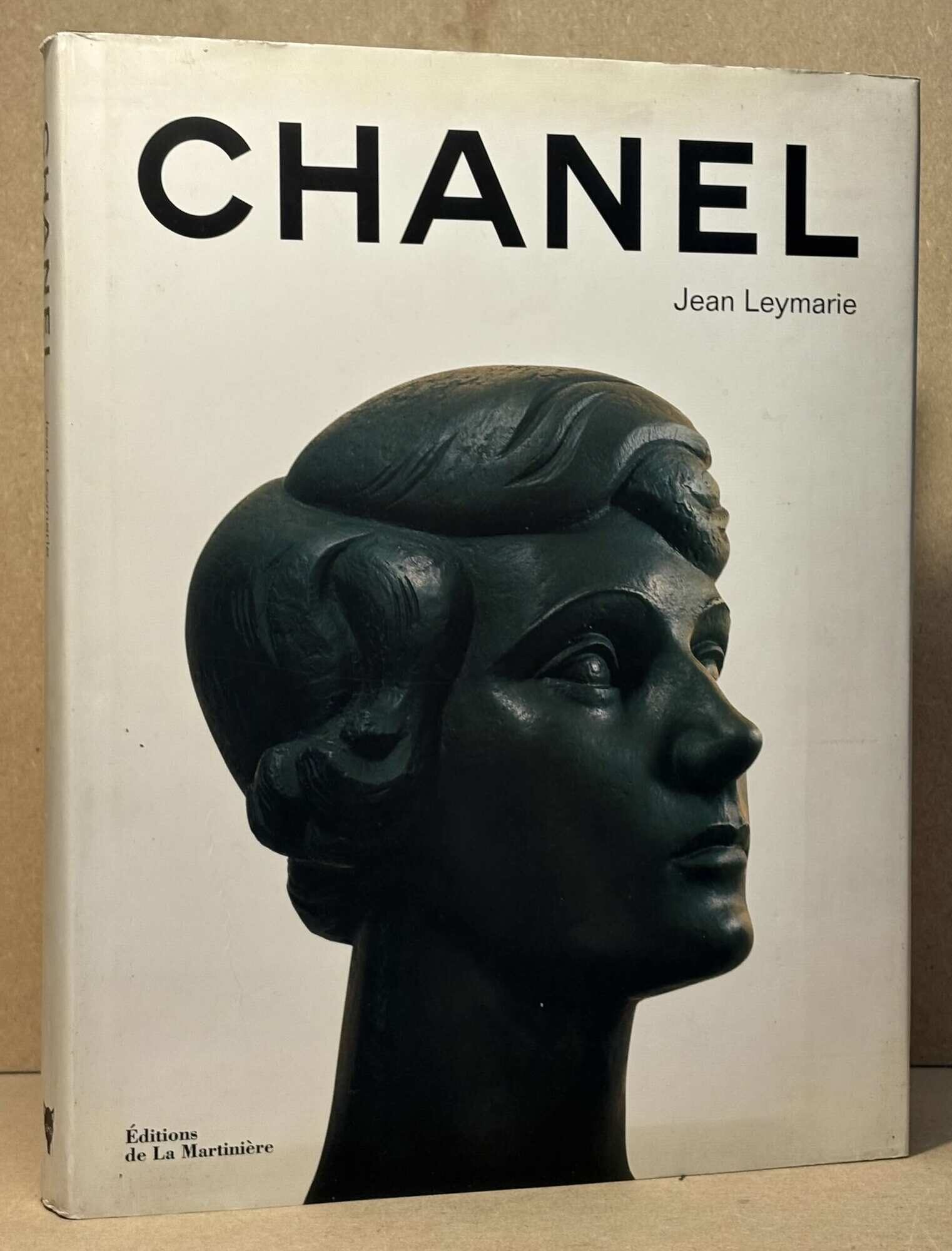 Chanel | Jean Leymarie, Antony Shugaar, trans | Cloth/dust jacket Quarto